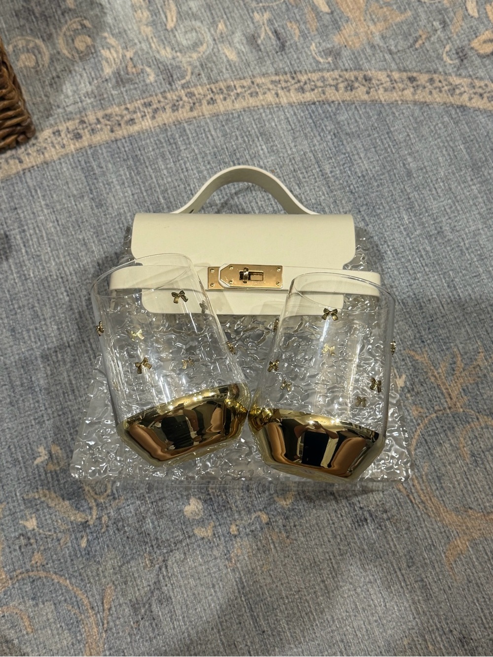 Cream Top-Handle Clear Tote with 2 wine glasses